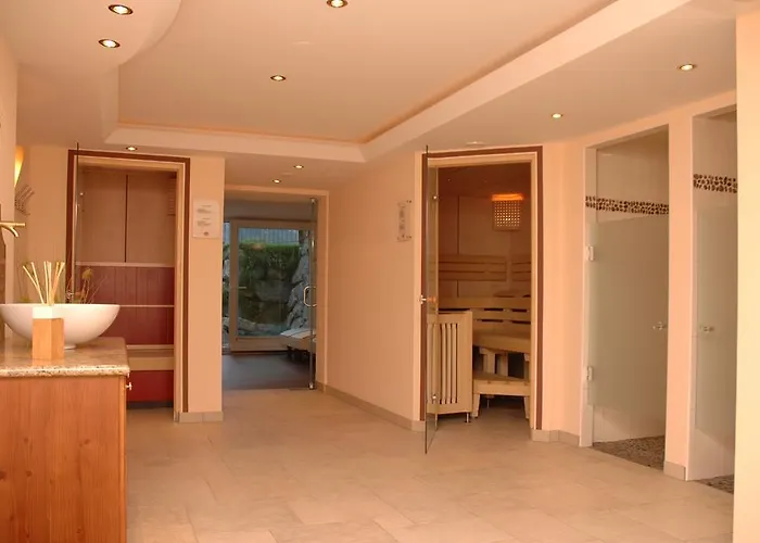 Gasthuis Hotel-garni Almhof 3*