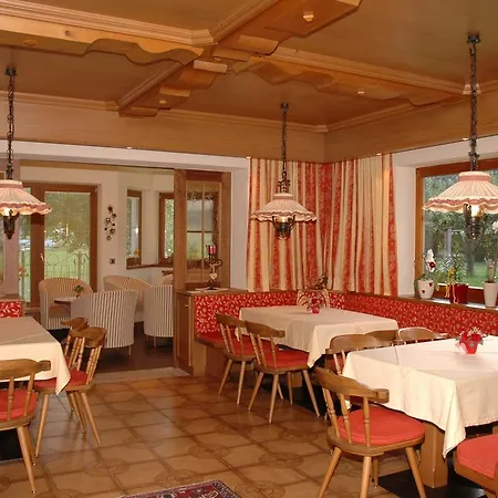 Vendégház Hotel-garni Almhof Mayrhofen
